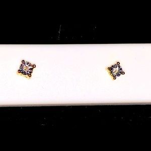 REAL DIAMOND Solitaire stud NOT CZ BEST SELLER WOW